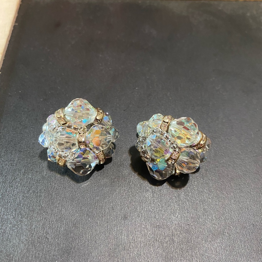Vintage vendoms clip earrings